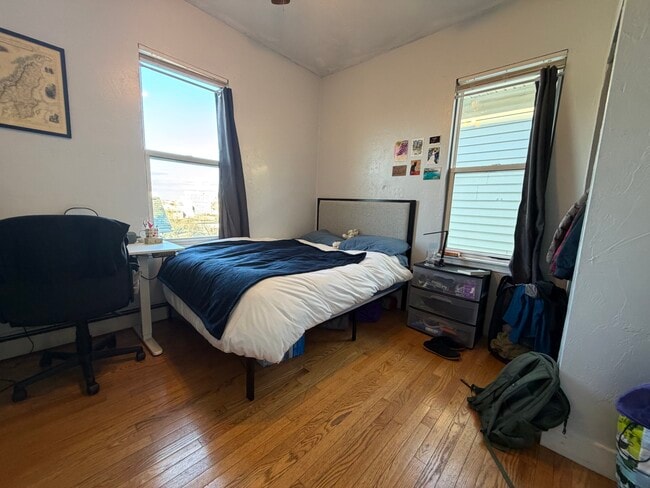 Building Photo - 8 Eldora St