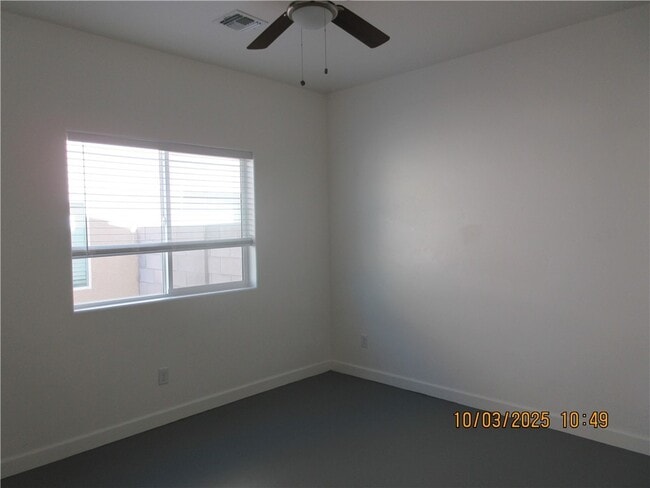 Foto del edificio - 3550 N Skylark Rd
