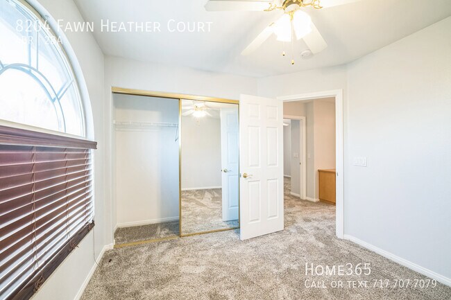Foto del edificio - Charming Two-Story Home for Rent