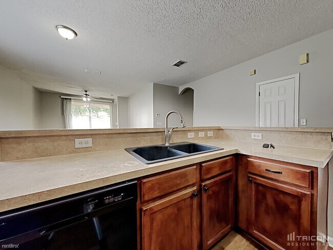 Building Photo - 3519 Waterford Oaks Dr