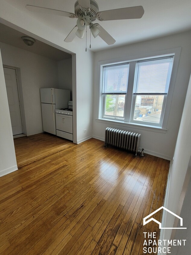 Building Photo - 4414 N Whipple St