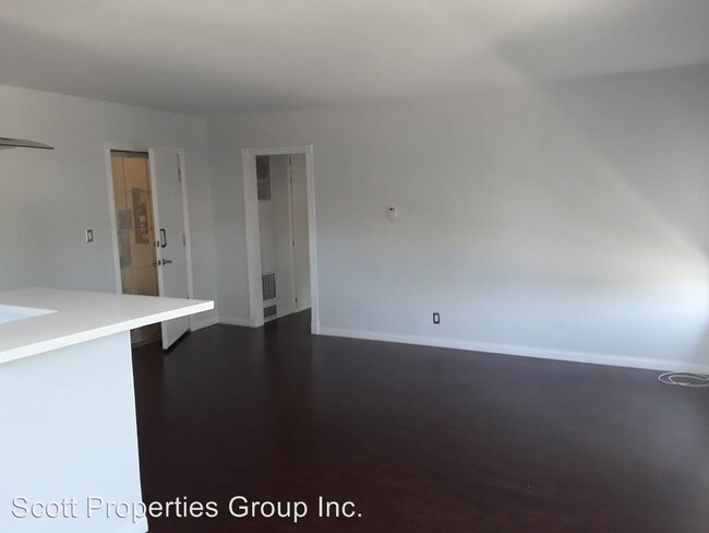 Foto del edificio - 10203-10215 Tabor St