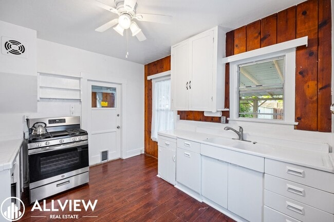 Photo - 232 22nd Street House