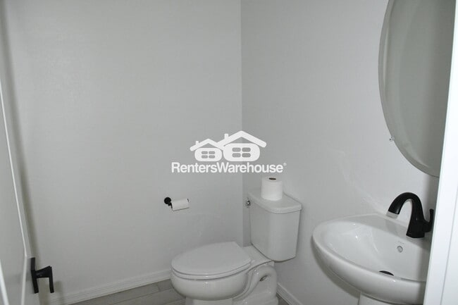 Building Photo - 2700 N 216th Ave