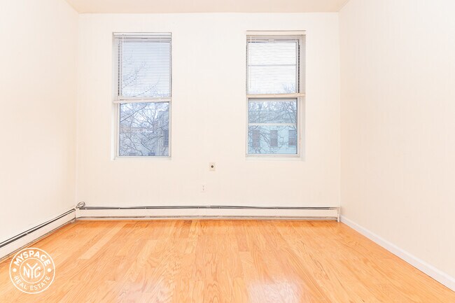 Building Photo - 23 Park St