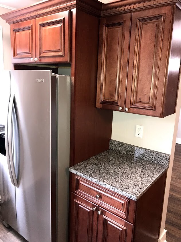 Foto del edificio - 4 Bedroom; 1 Bath House for Rent - Swissvale