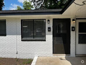 Building Photo - 1501 8th Ave