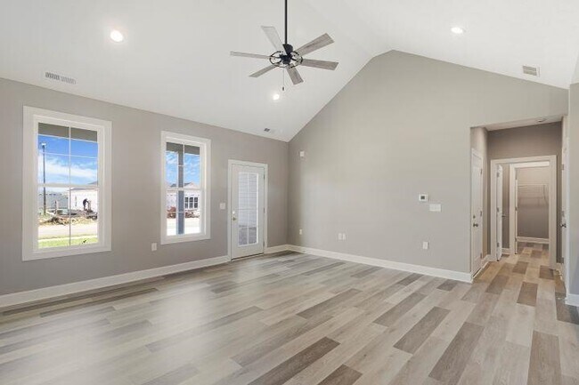 Building Photo - 3057 Gunsmoke Trail Way