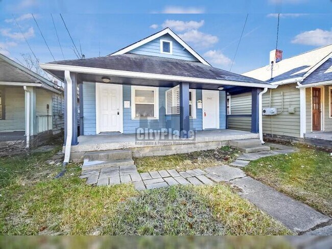 Foto del edificio - 5963 Rawles Ave