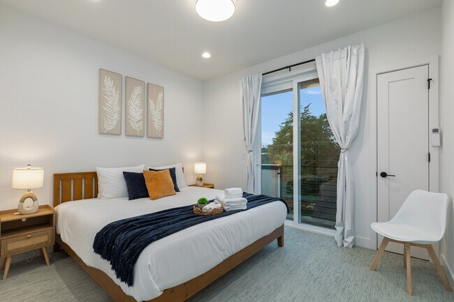 Foto del edificio - 129 11th Ave E