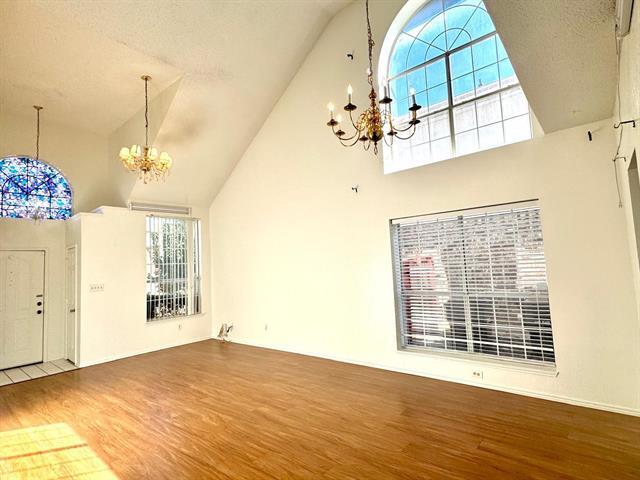 Foto del edificio - 6805 Canoe Ln