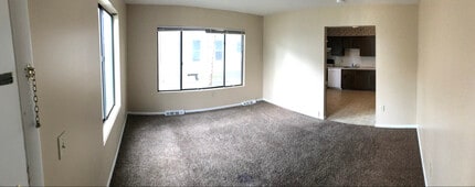 Building Photo - 547 Harrison Ave