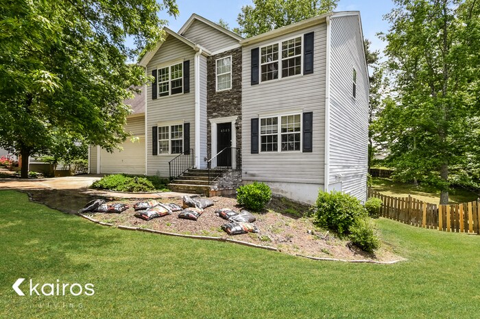 Foto principal - 4585 Darrowby Dr