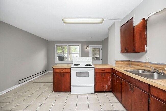 Building Photo - 2BD/1BA Duplex in Rock Hill!
