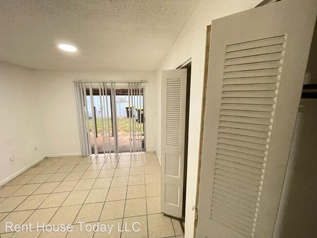 Building Photo - 3 br, 1 bath House - 226 6th Jpv