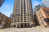 Primary Photo - 440 N Wabash Ave
