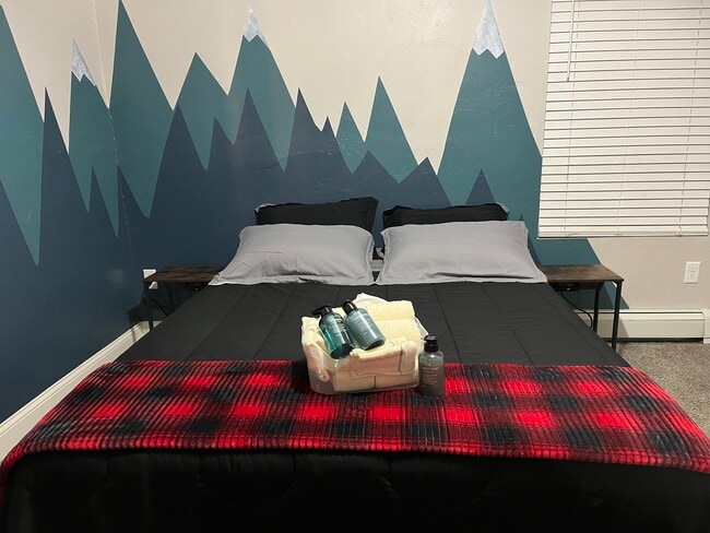 Photo - 2866 Elm Ave House