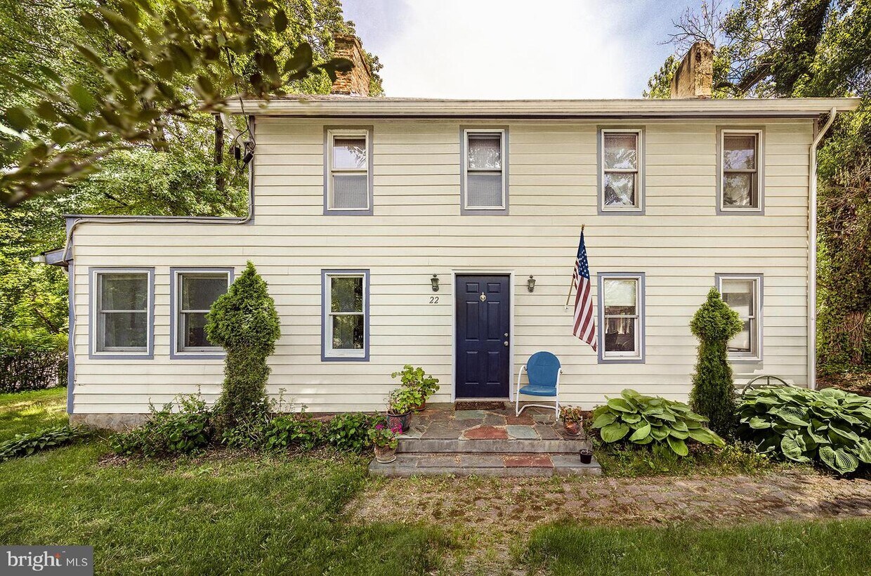 Primary Photo - 22 Harlingen Rd