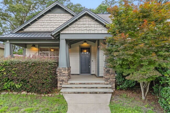 Foto del edificio - 6008 Trestle St