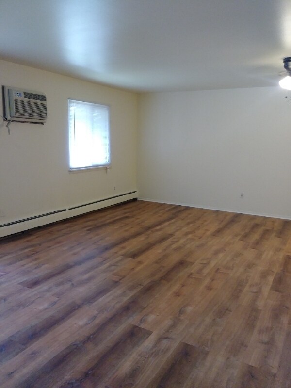Foto del edificio - 553 E Lewiston Ave