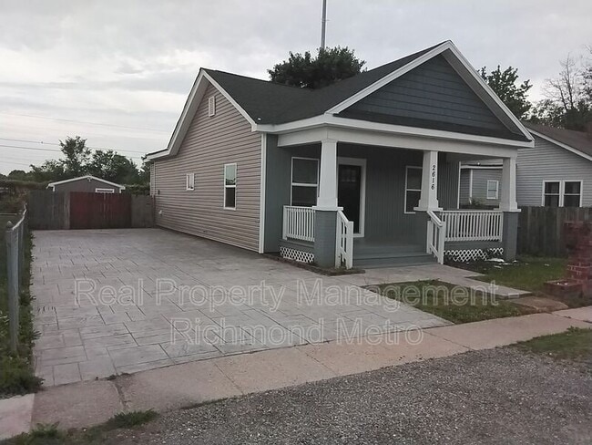 Building Photo - 2616 Lochaven Blvd
