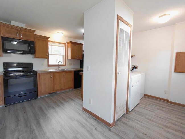 Foto del edificio - 2008 Heron Dr NW