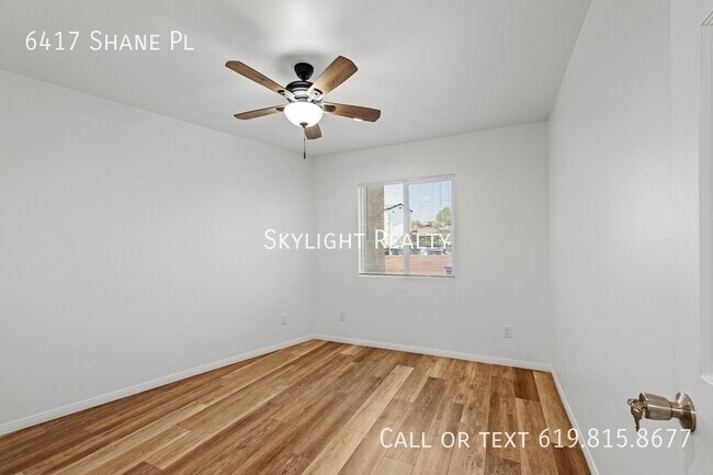 Foto del edificio - 6417 Shane Pl