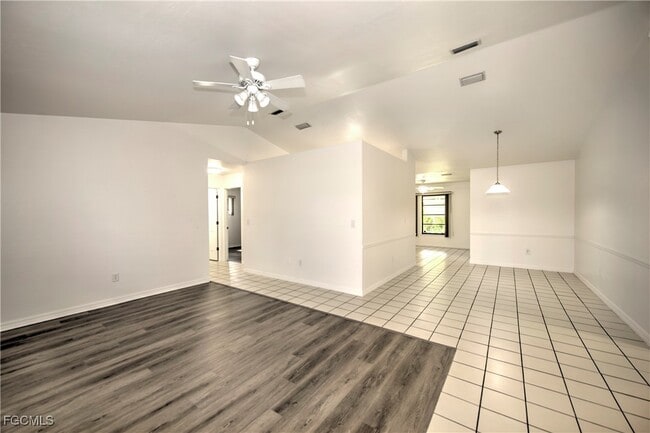 Foto del edificio - 1402 SW 1st Ave