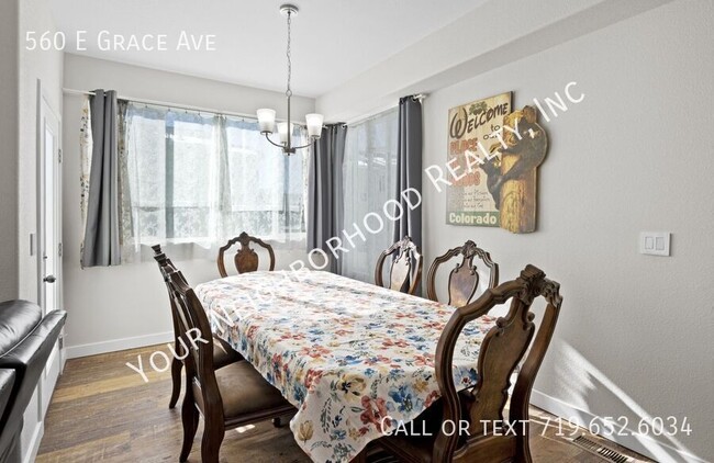 Foto del edificio - 560 E Grace Ave