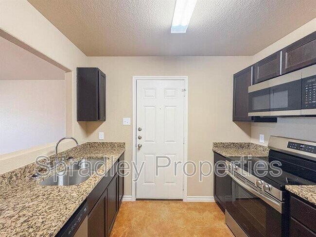 Foto del edificio - 1040 Mason Dr