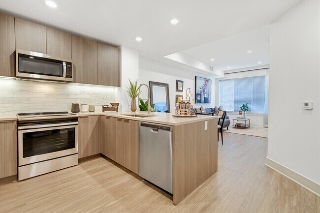 Photo - 2 Weeks Free + $1000 Off in Downtown! Apartment