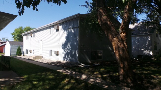 Building Photo - North Ashton Apartments