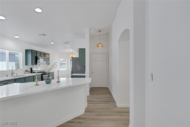 Foto del edificio - 4369 Meadowlark Wing Way