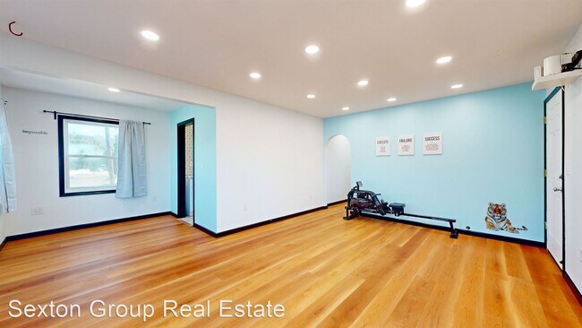 Building Photo - 1 br, 1 bath House - 1900 Placer St