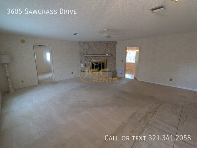 Building Photo - 3605 Sawgrass Dr