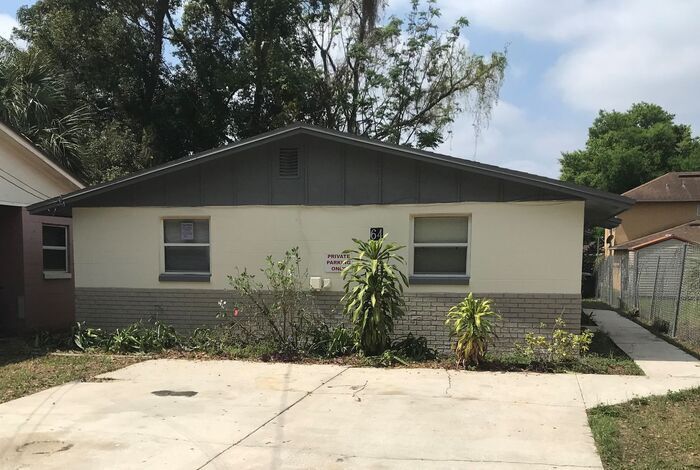 Foto principal - Affordable 2/1 Duplex Available Immediatel...