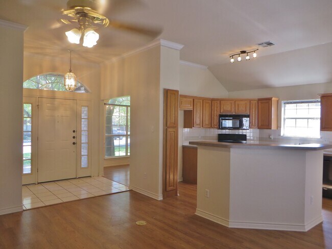 Foto del edificio - 3 Bedroom 2 Bathroom Parkview Estates Home