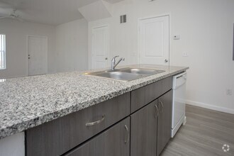 1BD, 1BA - 822 SF - Mirage Bay Apartments