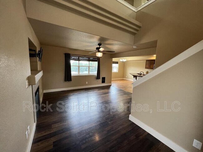 Foto del edificio - 3712 Gunsmoke Rd