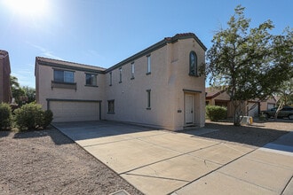 Building Photo - 2428 S 84th Gln