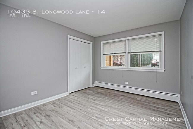 Building Photo - Longwood Lane