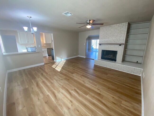 Building Photo - 5437 Edgerly Way