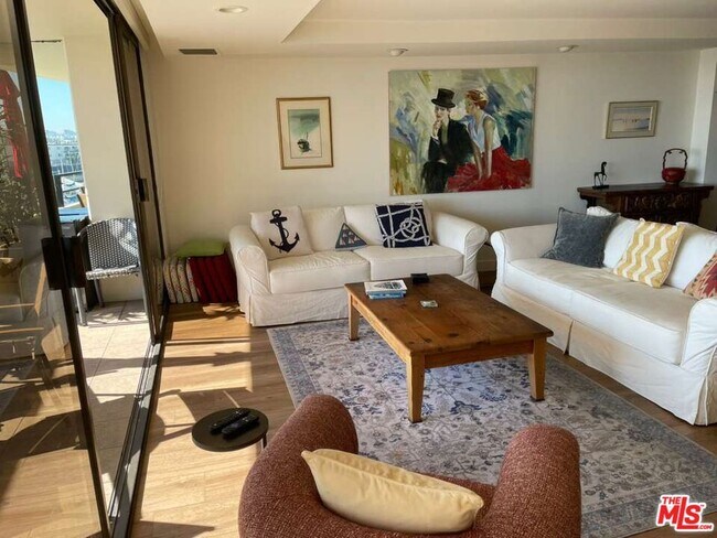 Foto del edificio - 4267 Marina City Dr