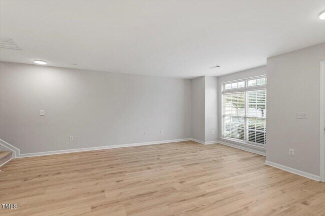 Foto del edificio - 8600 Neuse Landing Ln
