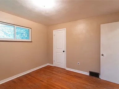 Foto del edificio - 194 Woodridge Dr