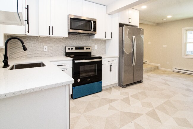 Building Photo - 185 Selig Rd