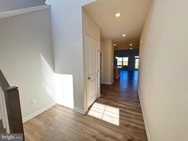 Foto del edificio - 51 Trout Lily Dr