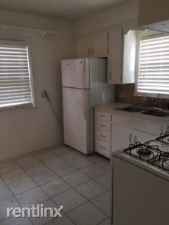 Building Photo - 3 br, 1 bath House - 2329 Barnard St