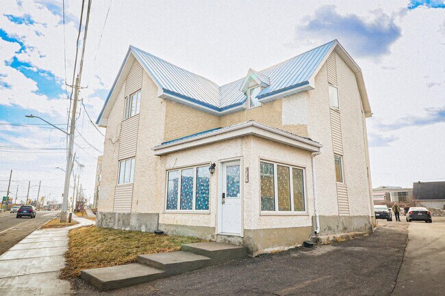 Photo du bâtiment - 1126 Cyrville Rd