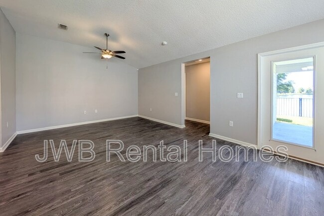 Building Photo - 60 Yellowfin Dr